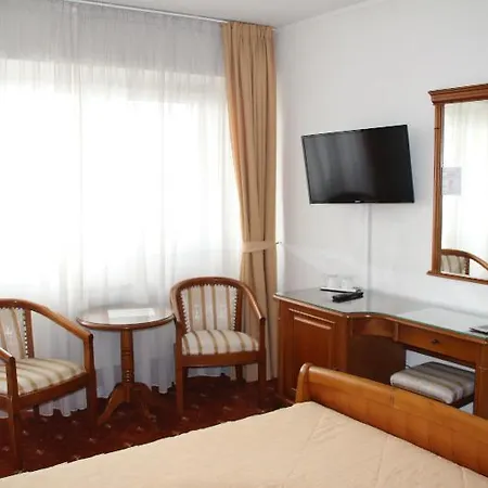 Belvedere Hotel 3*